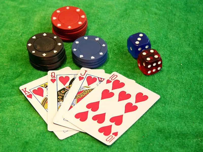 Cách tải game đánh bài phỏm miễn phí có thể bạn chưa biết
